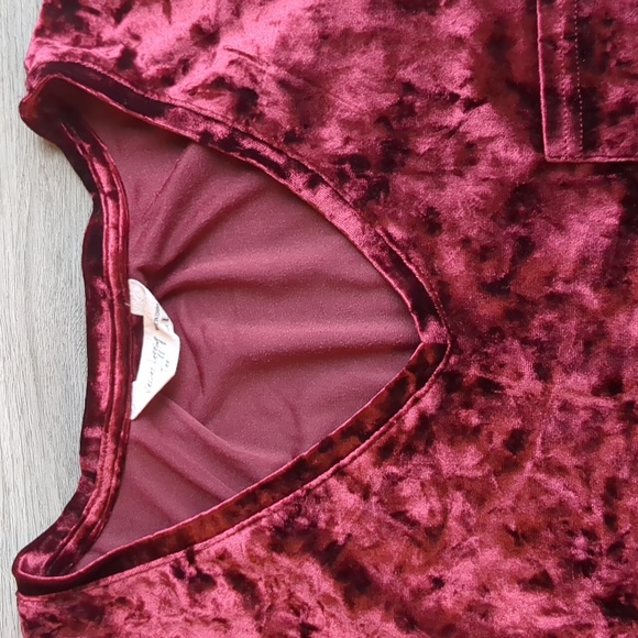 Spring + Mercer Velvet Legging Tee Bordeaux - Picture 2 of 4